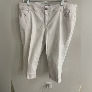 Westbound cropped white fringe bottom jeans